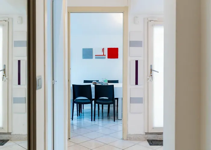 By Center And Sea By Interhome Lejlighed Alassio