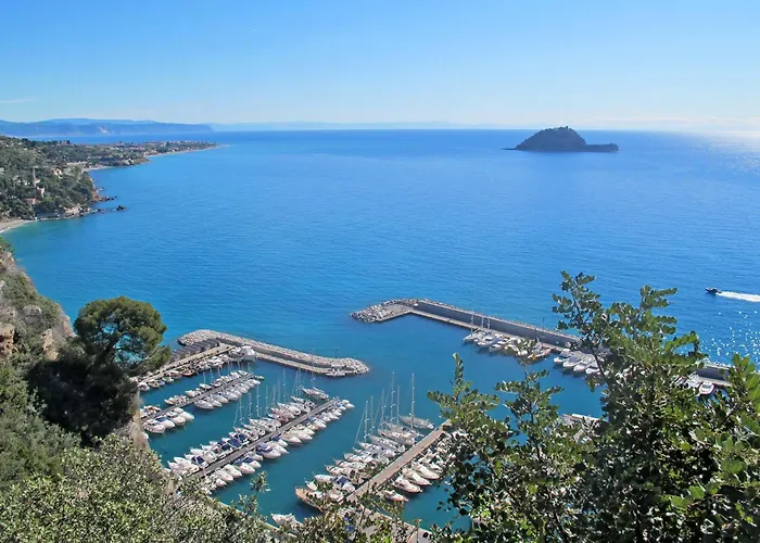 By Center And Sea By Interhome Lejlighed